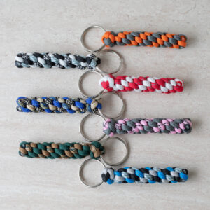 Kategória výrobkov 8 handmade klucenka paracord mayak B 01