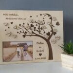 Handmade drevená tabuľka s rytinou, hneďá.
