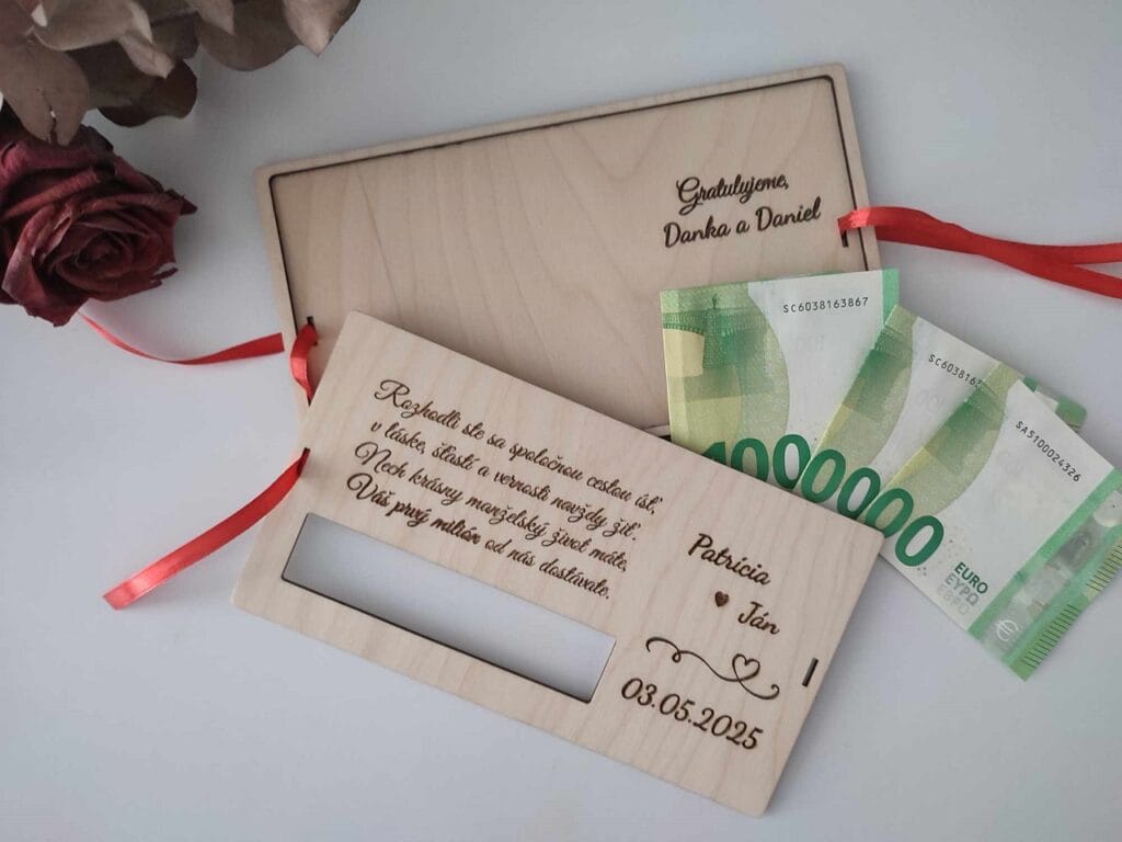Drevená obálka na peniaze - Váš prvý milión