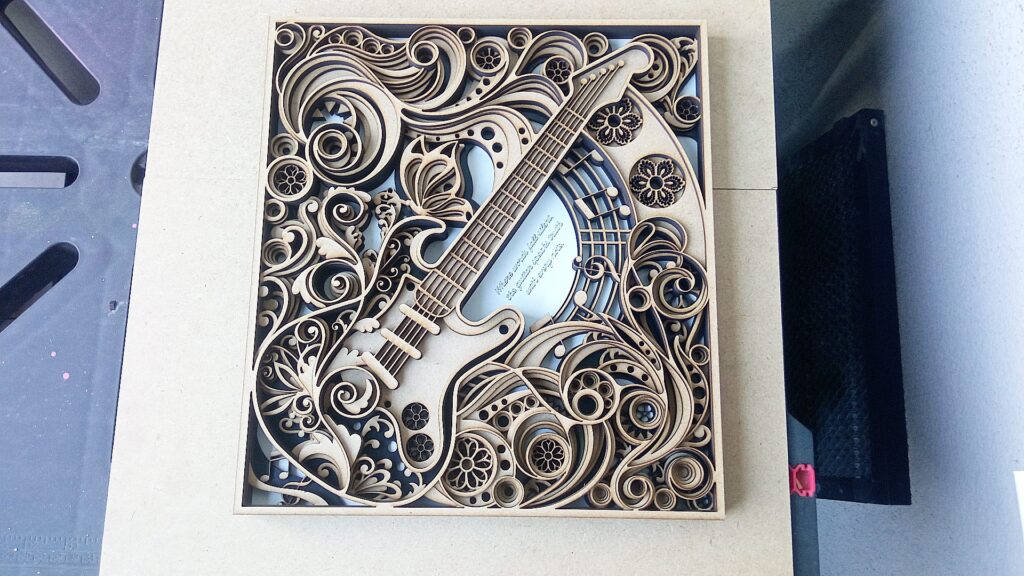 drevená Gitara 2