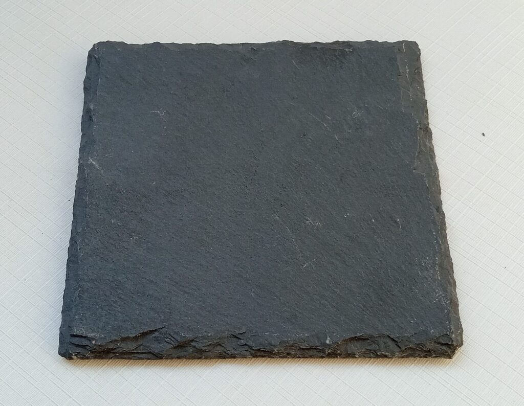 Bridlica s gravírovaným motívom 10 x 10 cm - srdce alebo štvorec