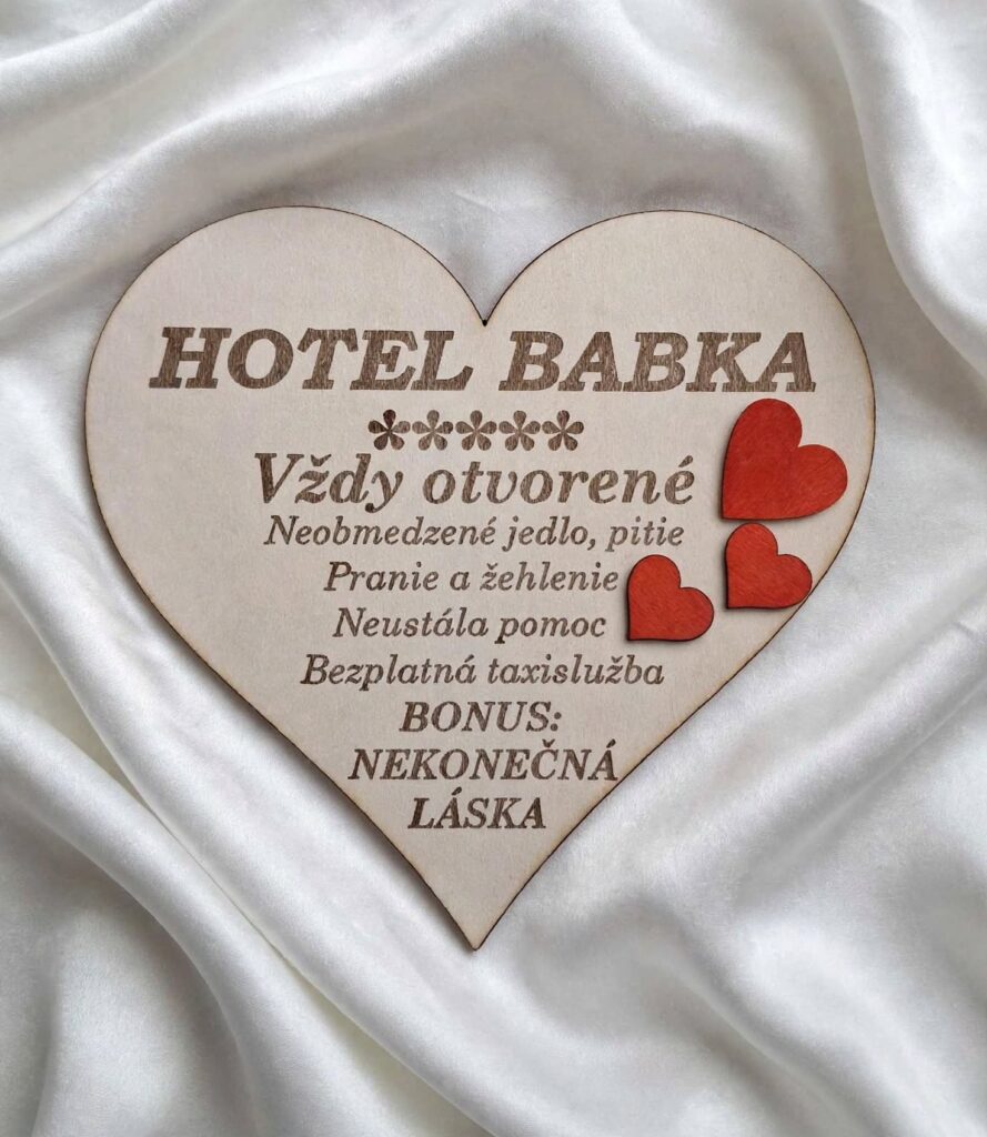 Dekorácia MAMAHOTEL, alebo HOTEL BABKA