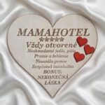 Dekorácia MAMAHOTEL, alebo HOTEL BABKA